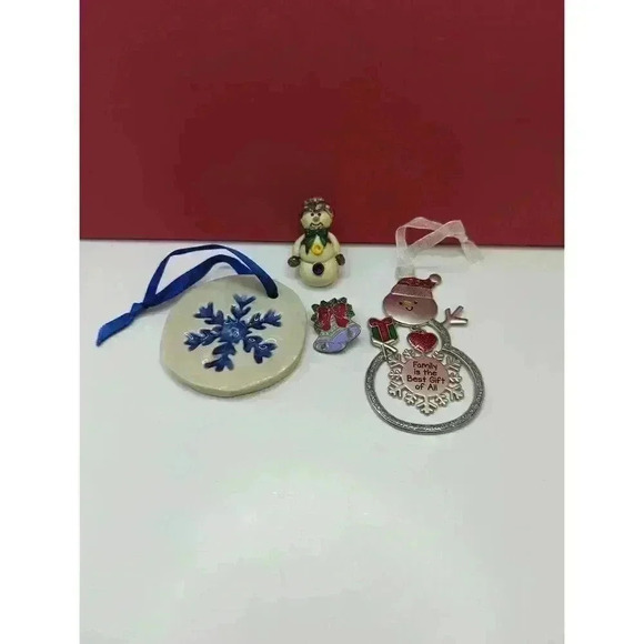 Holiday Bundle 2 Christmas Ornaments Snowman & Snowflake + 2 Metal Pins - Picture 1 of 6